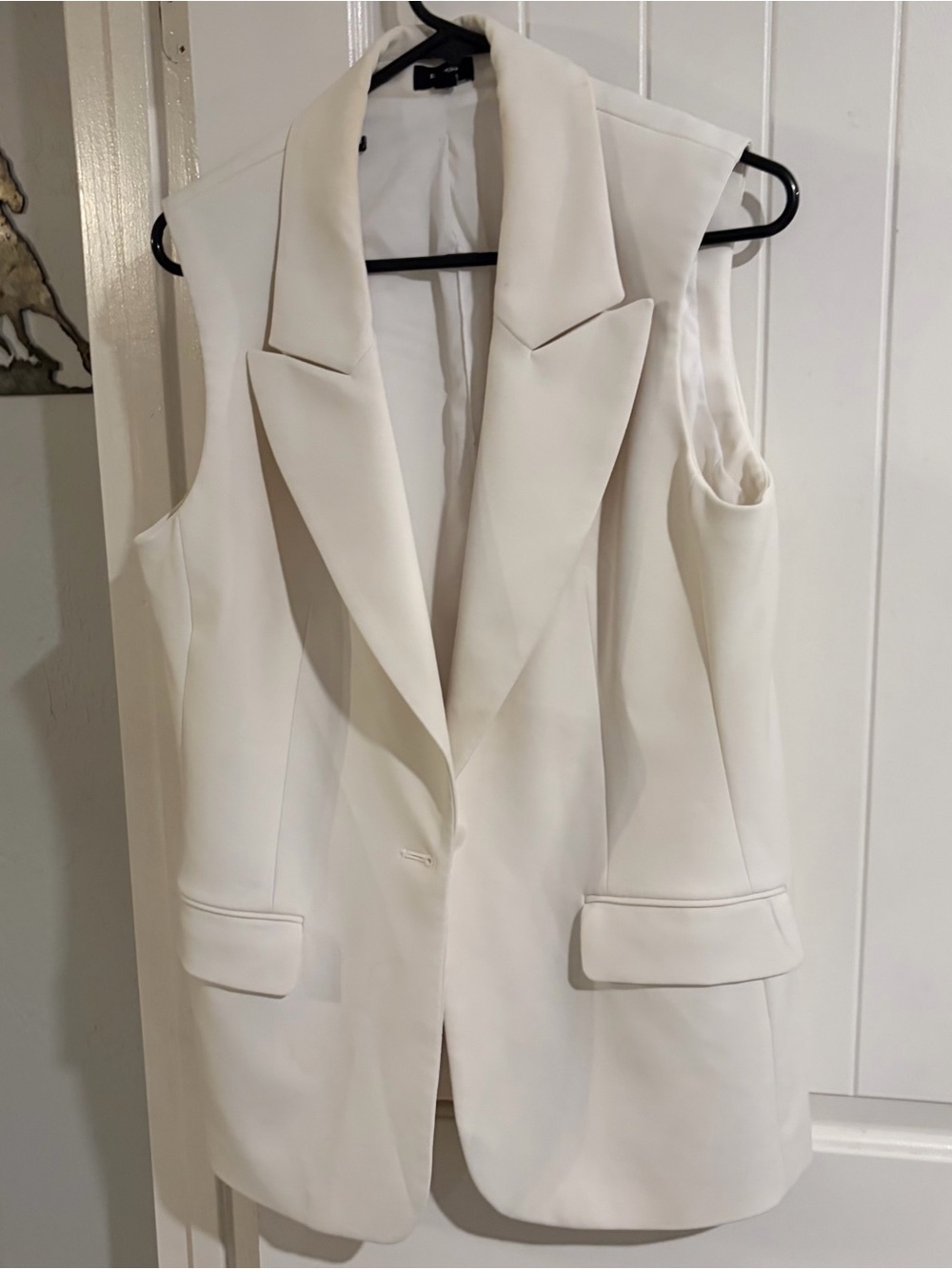 Express Cream Sleeveless Tailored Blazer Vest